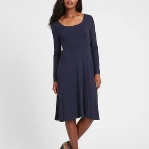 Banana Republic Factory Navy Fit & Flare Midi Dress L Long Sleeve Scoop Neck